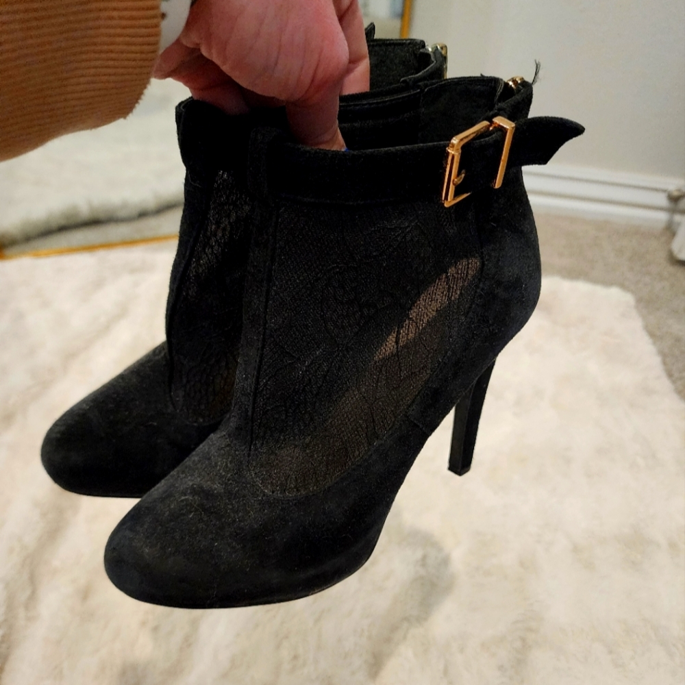 Jessica Simpson 5 inch Platform Bootie Heels - Size 6.5